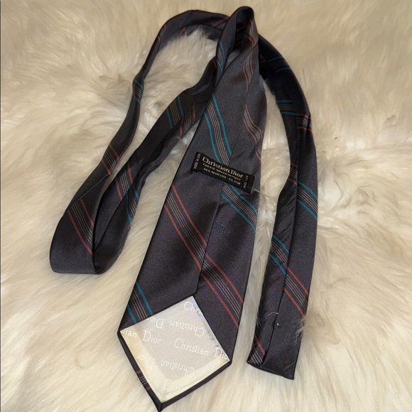 Dior Gray Tie with Red and Blue Stripes - Picture 2 of 4